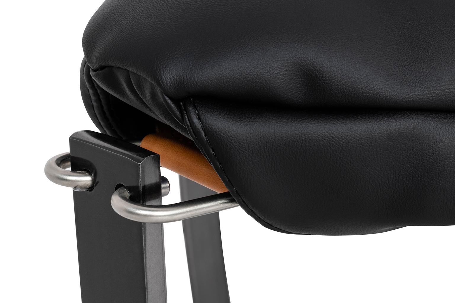 Photo of ARNI HIGH armchair detail 2