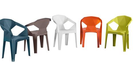 Photo of many chairs 